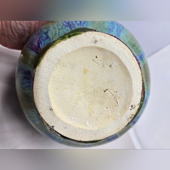 Pottery Vase Egg Shape Multicolor Glazed Timeless Beauty Drip Brown Over Blue - Picture 6 of 11